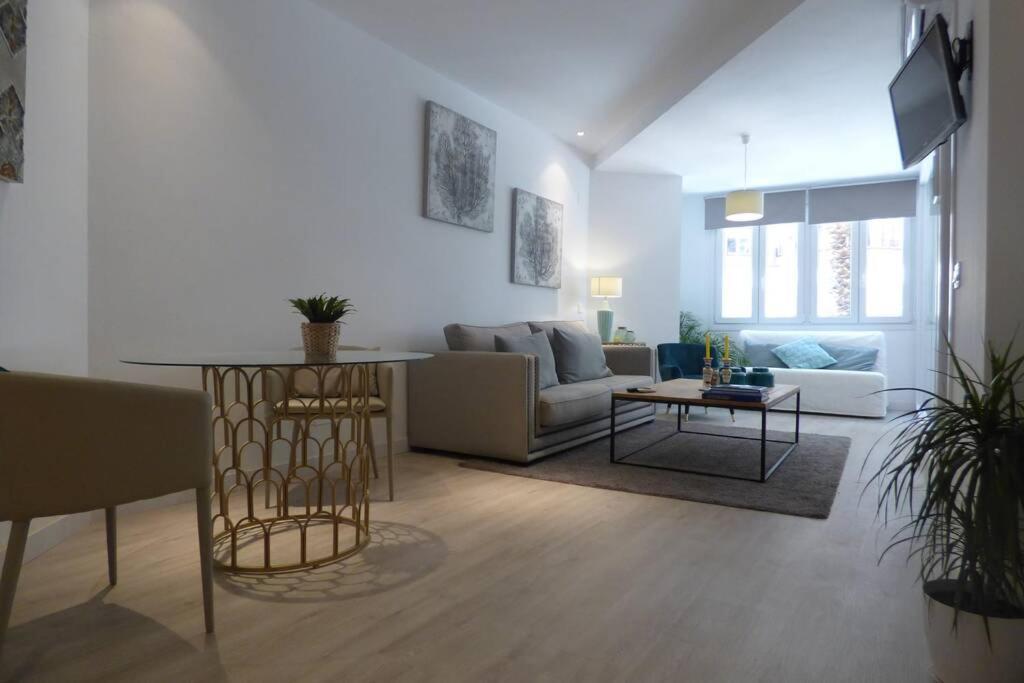 Nuevo Apartamento Lujo Playa Malagueta-Centro 말라가 외부 사진