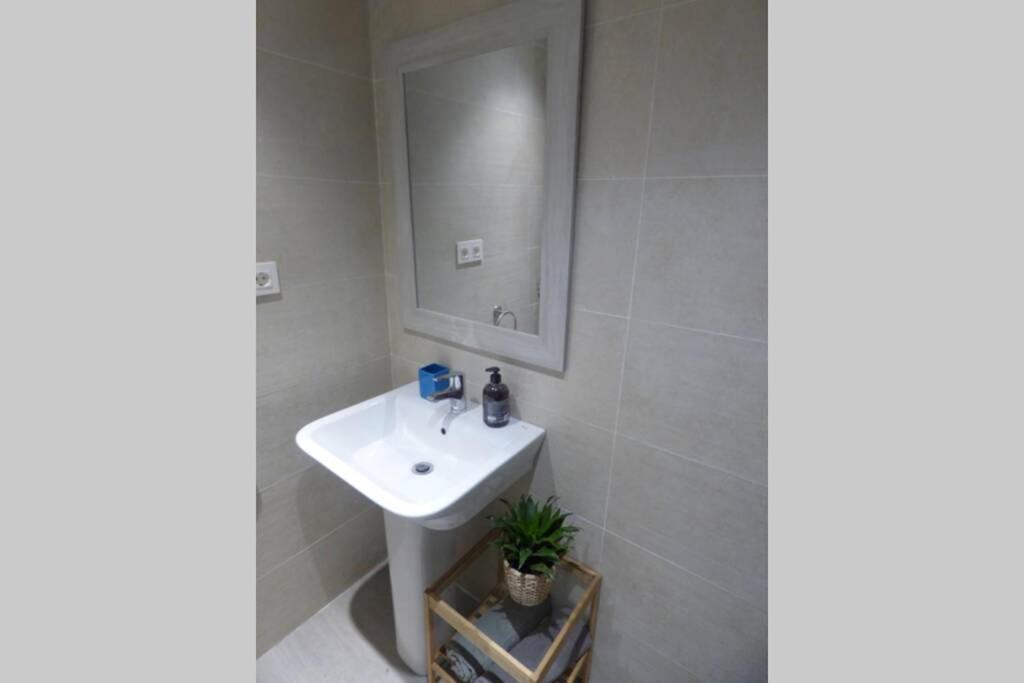 Nuevo Apartamento Lujo Playa Malagueta-Centro 말라가 외부 사진
